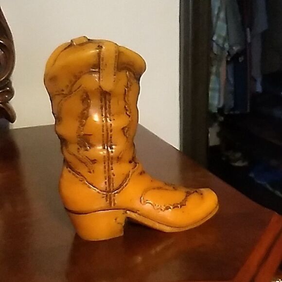 Boot Candle  - Picture 1 of 6